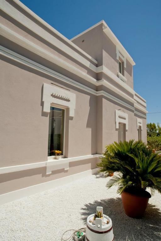 Vigna Caracciolo Bed & Breakfast Трани Екстериор снимка